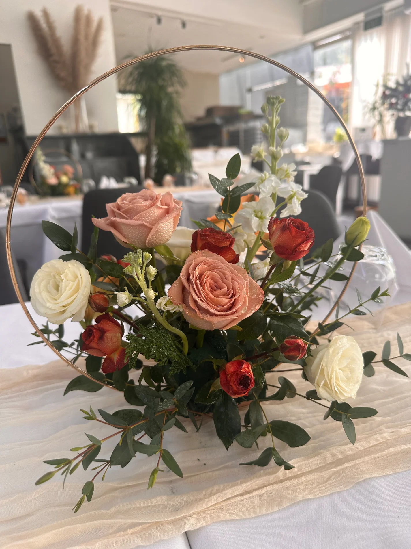 Rose table centrepiece